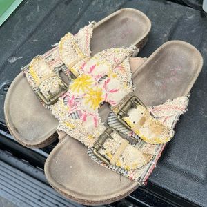 Free People Sandals. Vintage style.